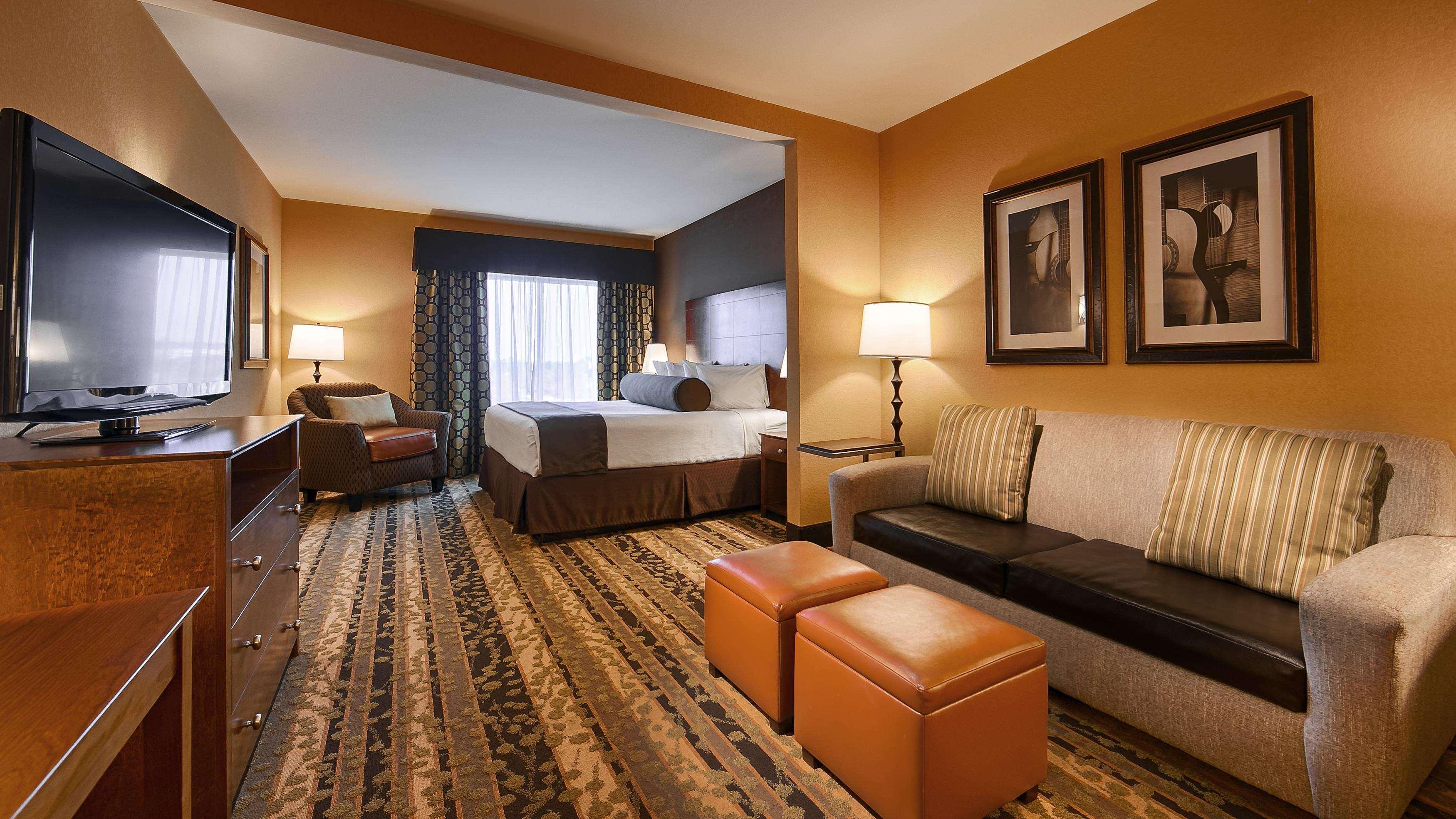 Best Western Plus Tupelo Inn & Suites Ngoại thất bức ảnh