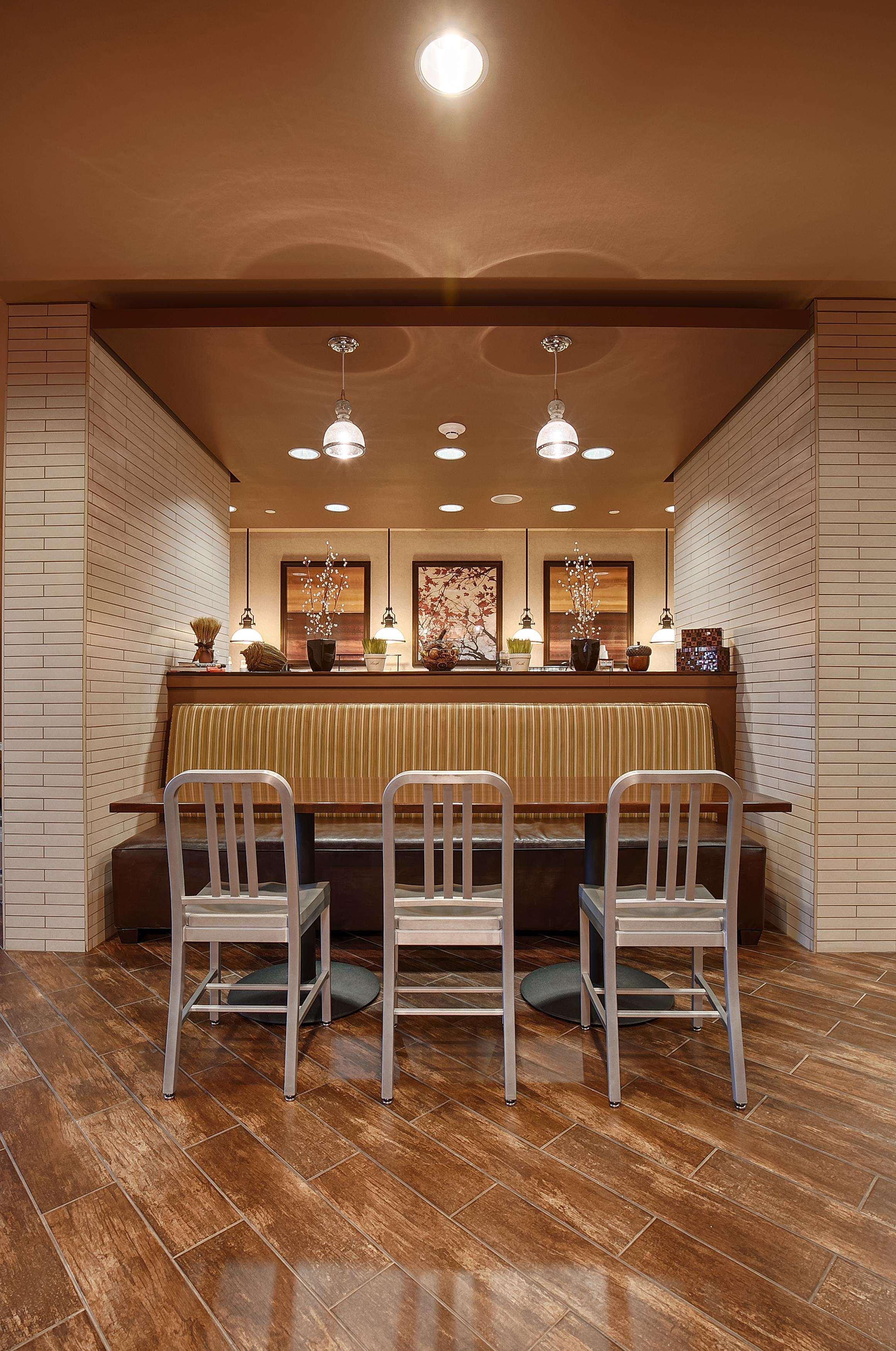 Best Western Plus Tupelo Inn & Suites Ngoại thất bức ảnh