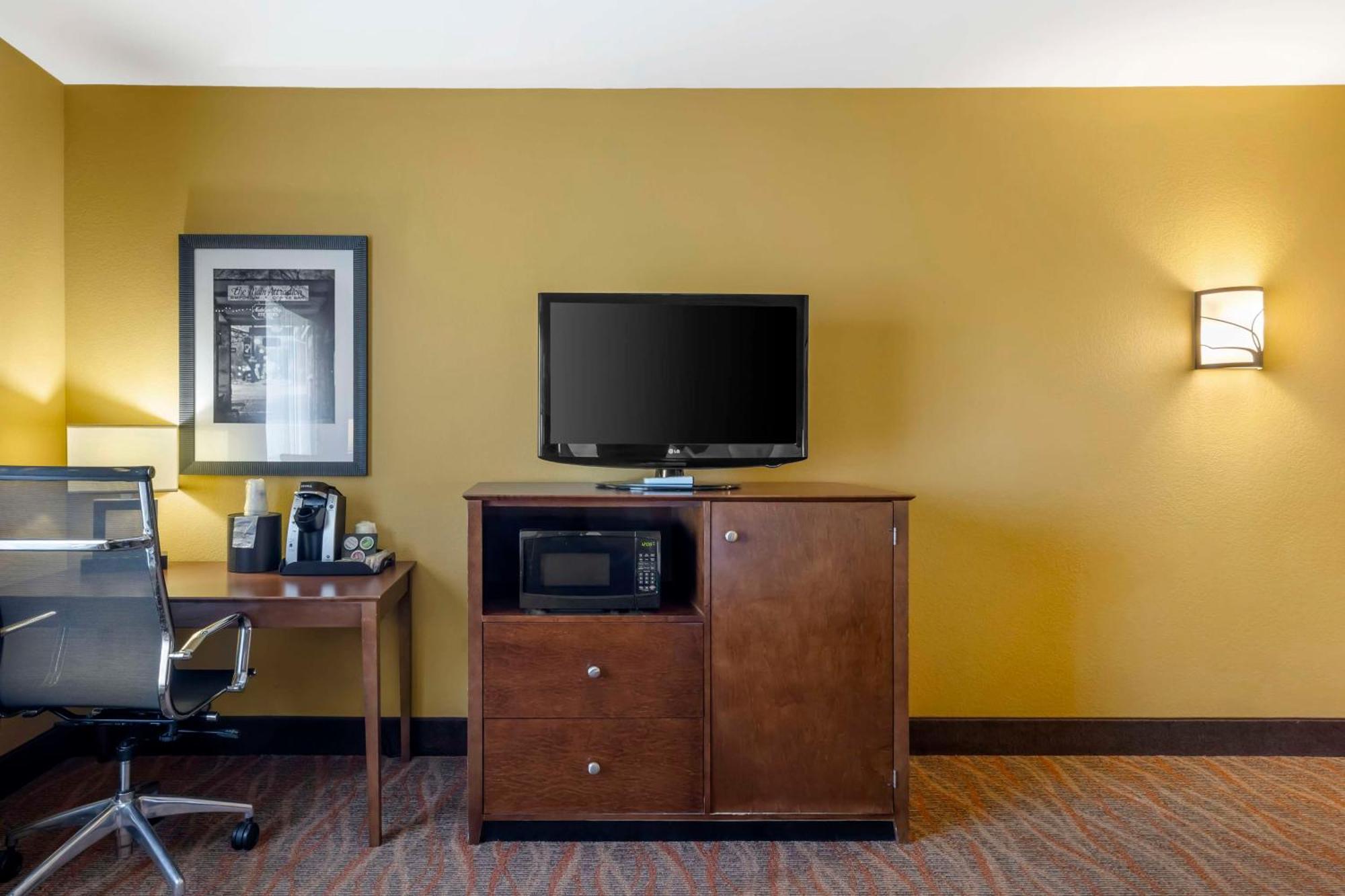 Best Western Plus Tupelo Inn & Suites Ngoại thất bức ảnh