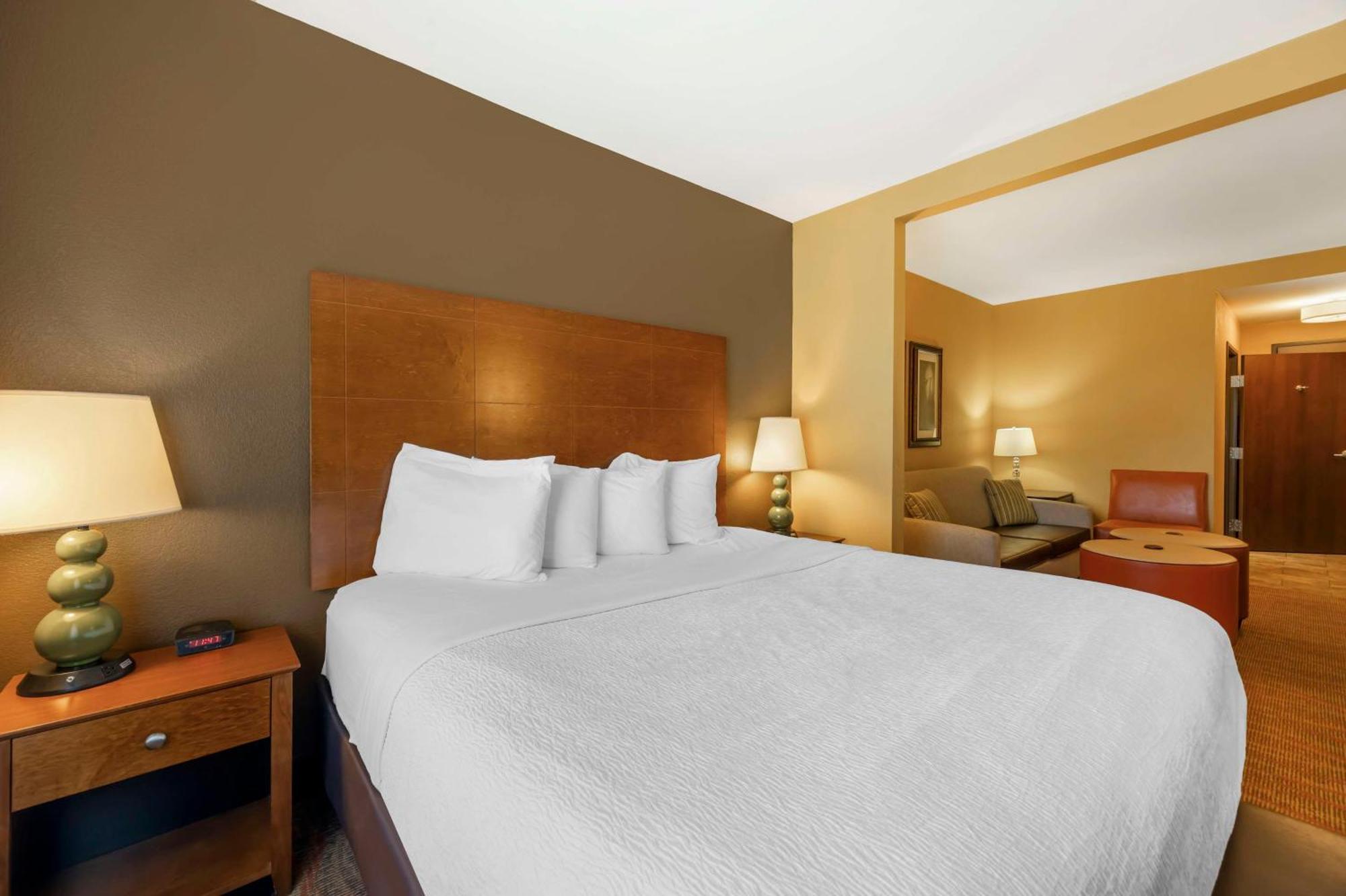 Best Western Plus Tupelo Inn & Suites Ngoại thất bức ảnh