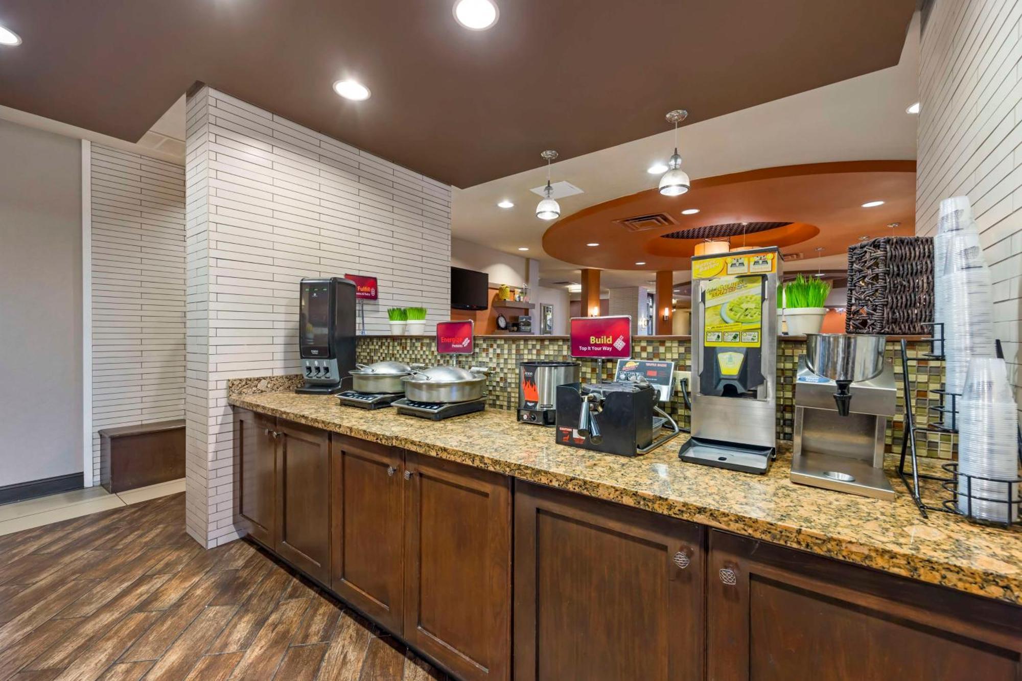 Best Western Plus Tupelo Inn & Suites Ngoại thất bức ảnh